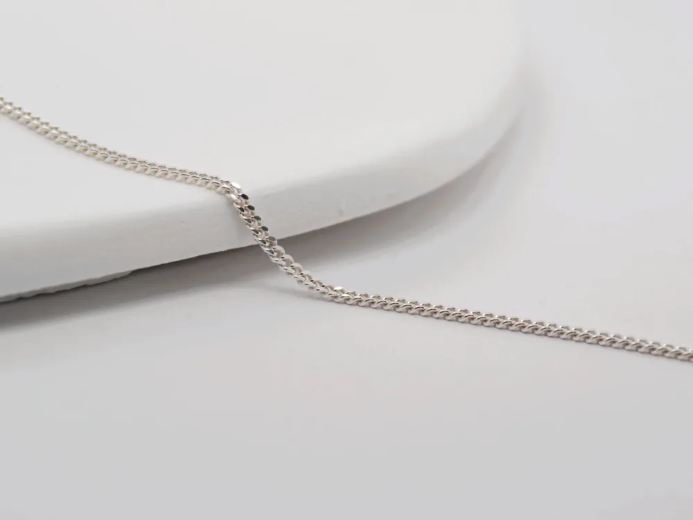 Thin Silver Cubin Chain